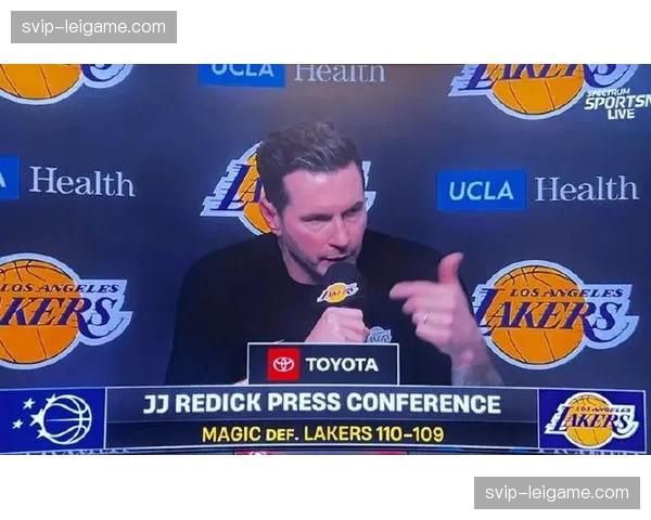 湖人雷迪克怒批防守崩盘 要求教练组摸透问题讲透思路 湖人雷迪克怒批防守崩盘 要求教练组摸透问题讲透思路