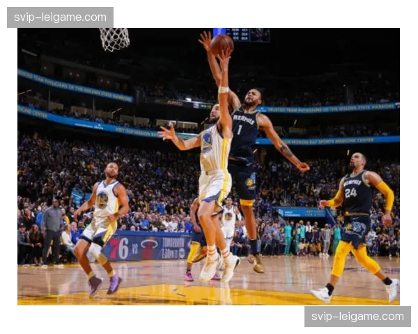 老鹰篮板49.5个抢断10.1次数据跃升,防守端全面升级 老鹰篮板49.5个抢断10.1次数据跃升,防守端全面升级