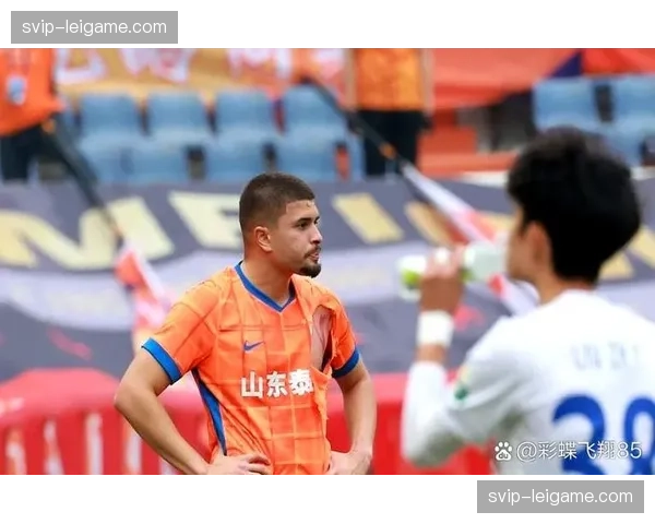 英博马马杜协防意识存疑 外援中卫融入球队遇阻